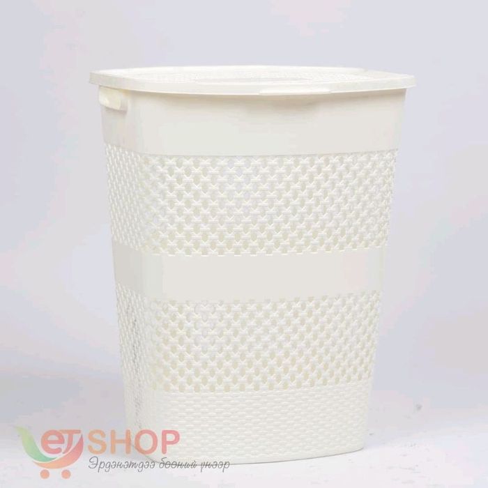 Тагтай сагс (өндөр)