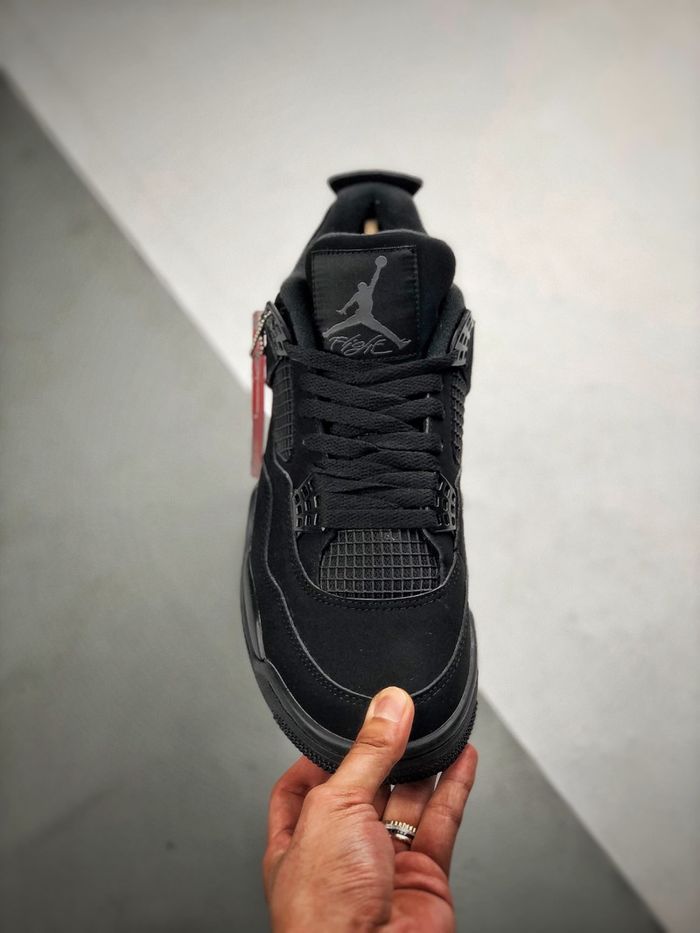Air Jordan 4 Retro “Black Cat”