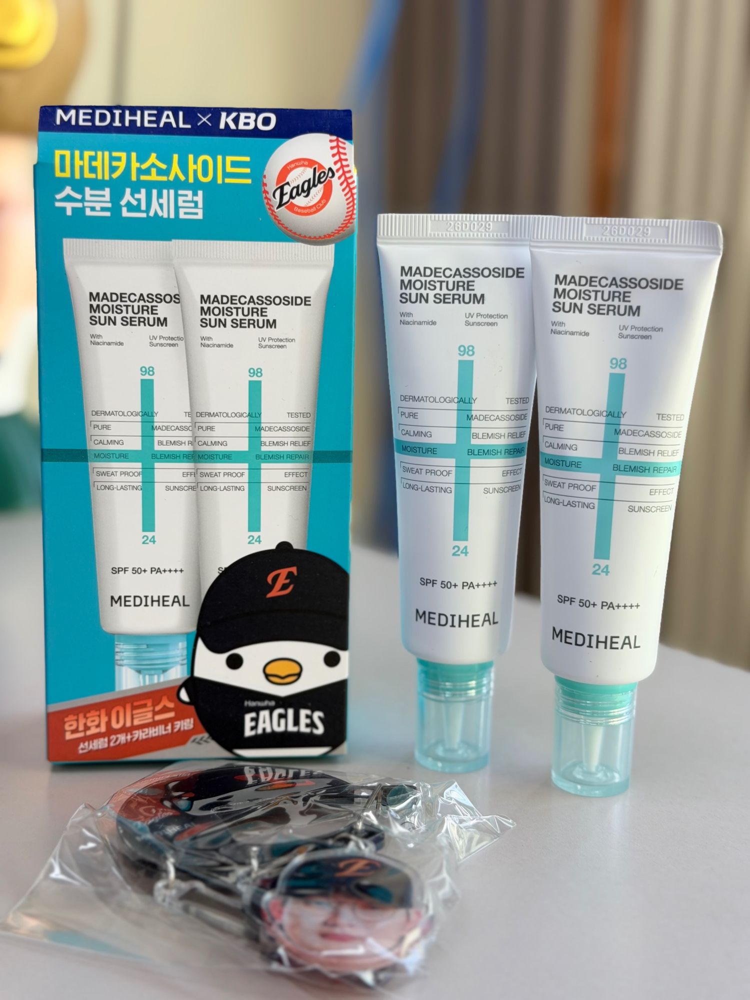 MEDIHEAL Madecassoside Moisture Sun screen 1+1