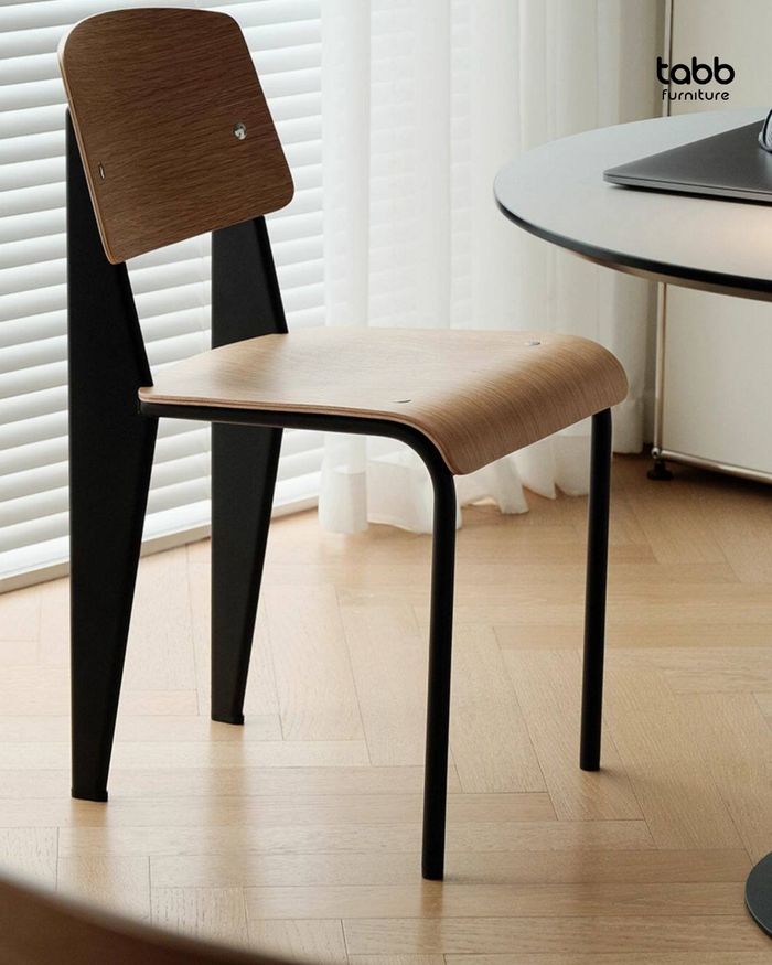 RETRO CHAIR
