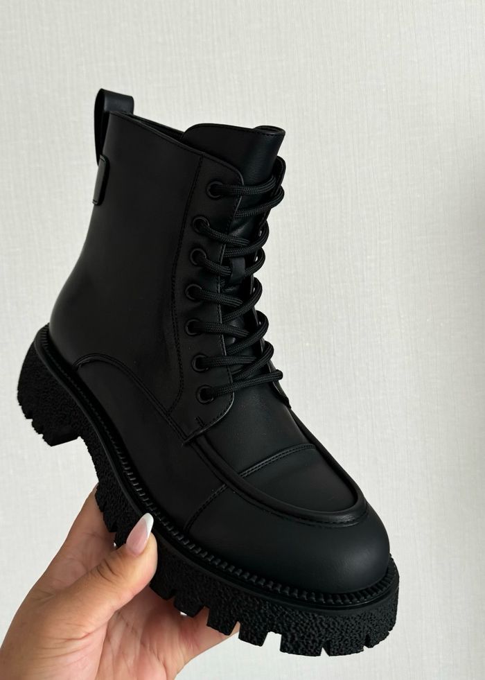 Үдээстэй загвар