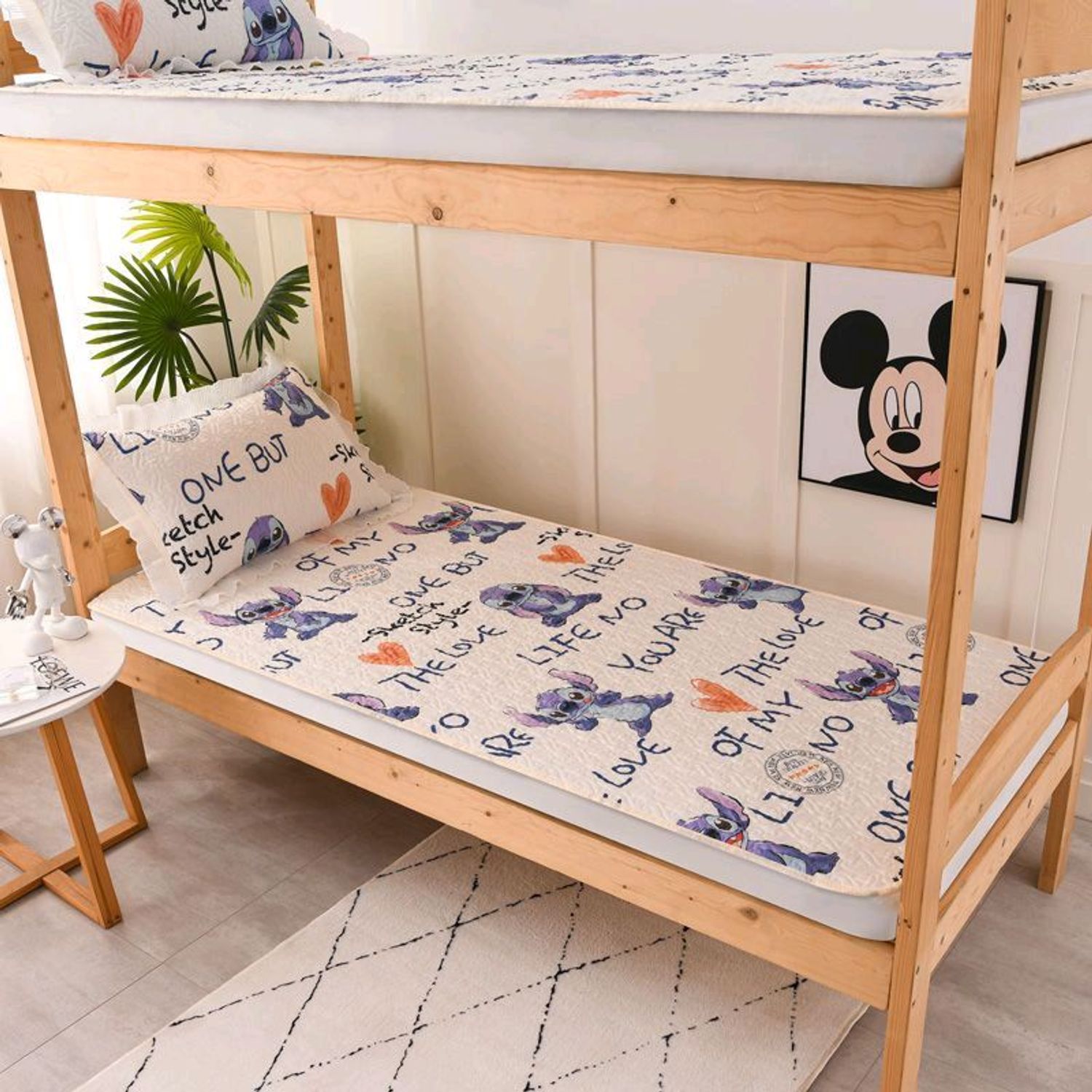 Хүүхдийн орны бүтээлэг