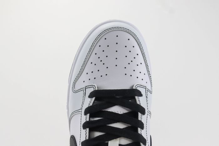 NIKE SB Dunk Low x shockwaves 02