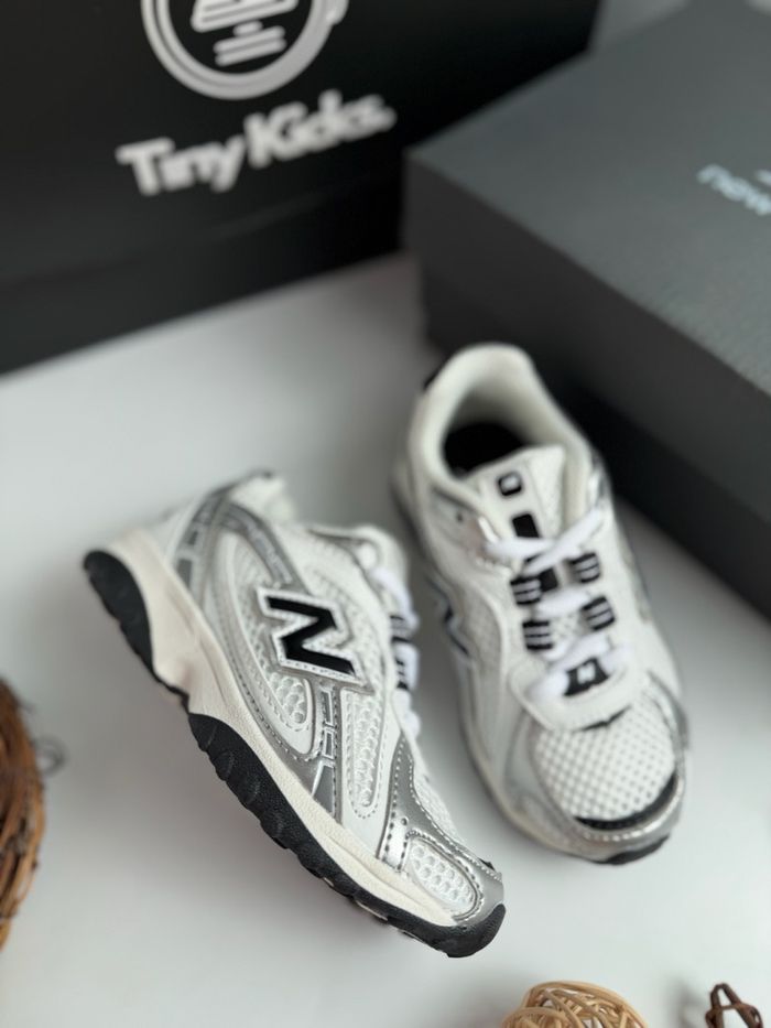 New Balance 204L White Black