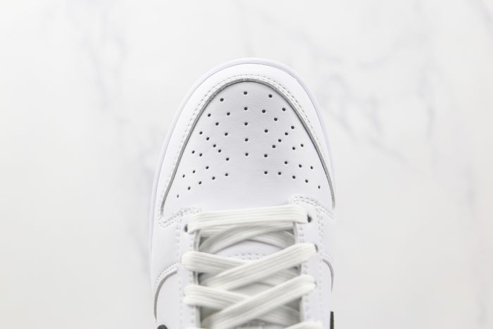 Nike Dunk Low WMNS White Black