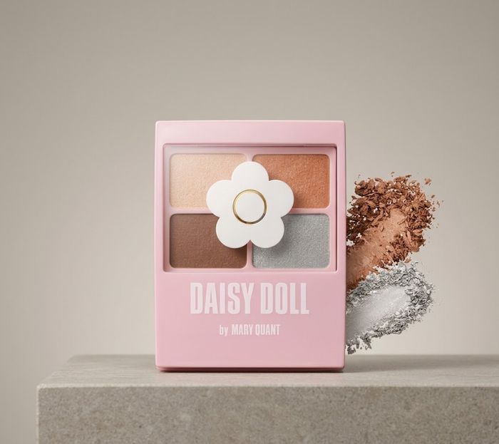Daisy Doll нүдний будгийн палитр BR-06 бор, 4 өнгө