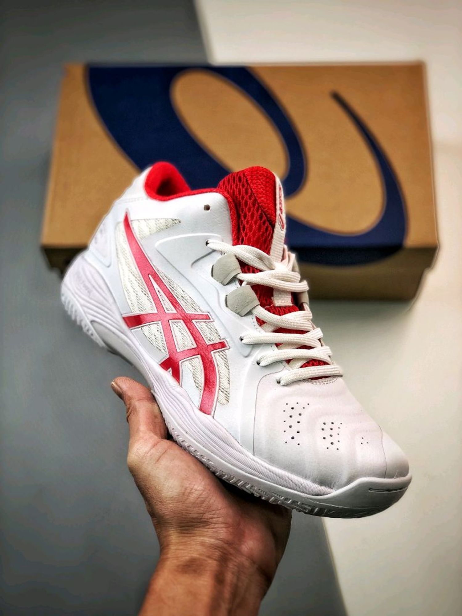 Asics Gelhoop V13