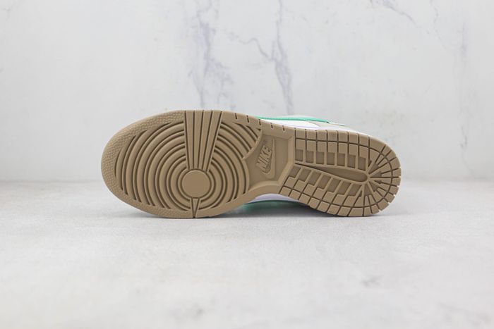 Nike Dunk Low «Split Seam White