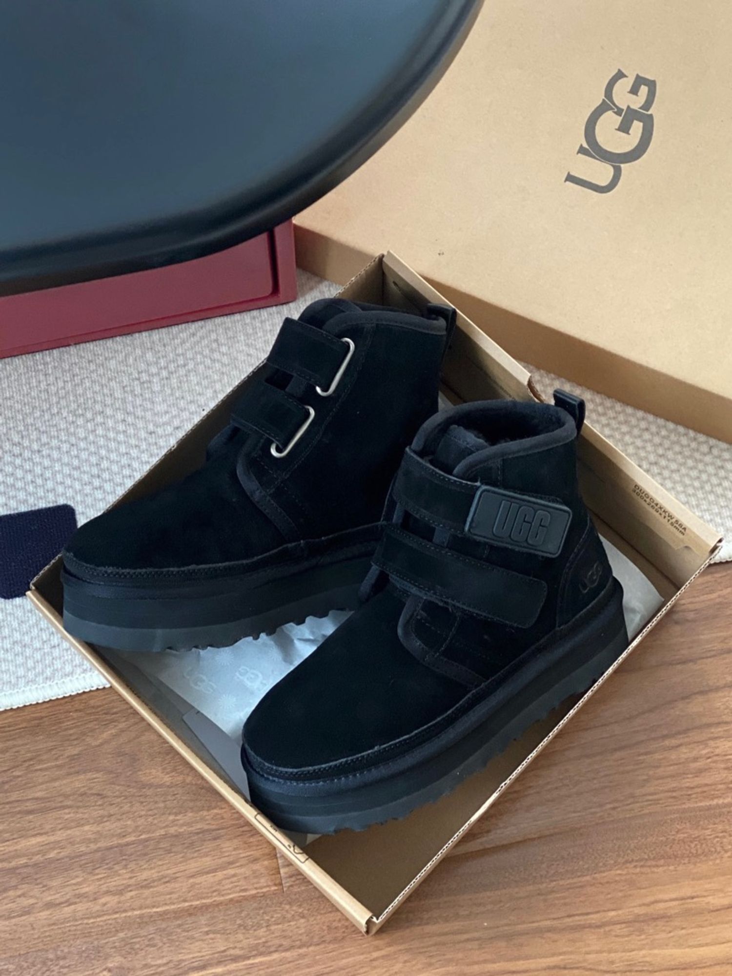 UGG Neumel Platform Boots