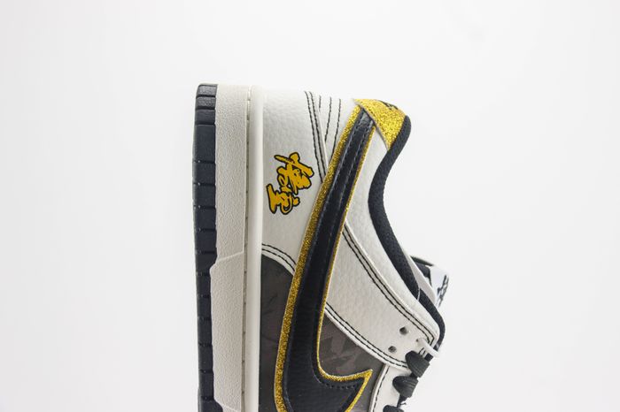 Nike SB Dunk Low x WUKONG 