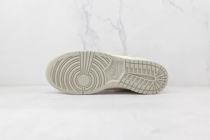 Nike Dunk Low Light Bone