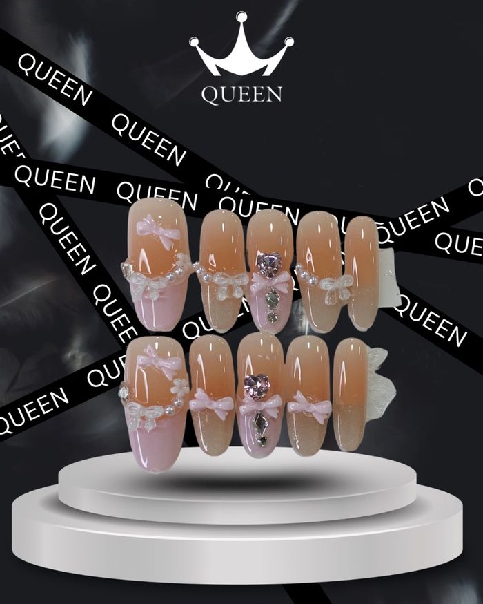 Наадаг хумс 