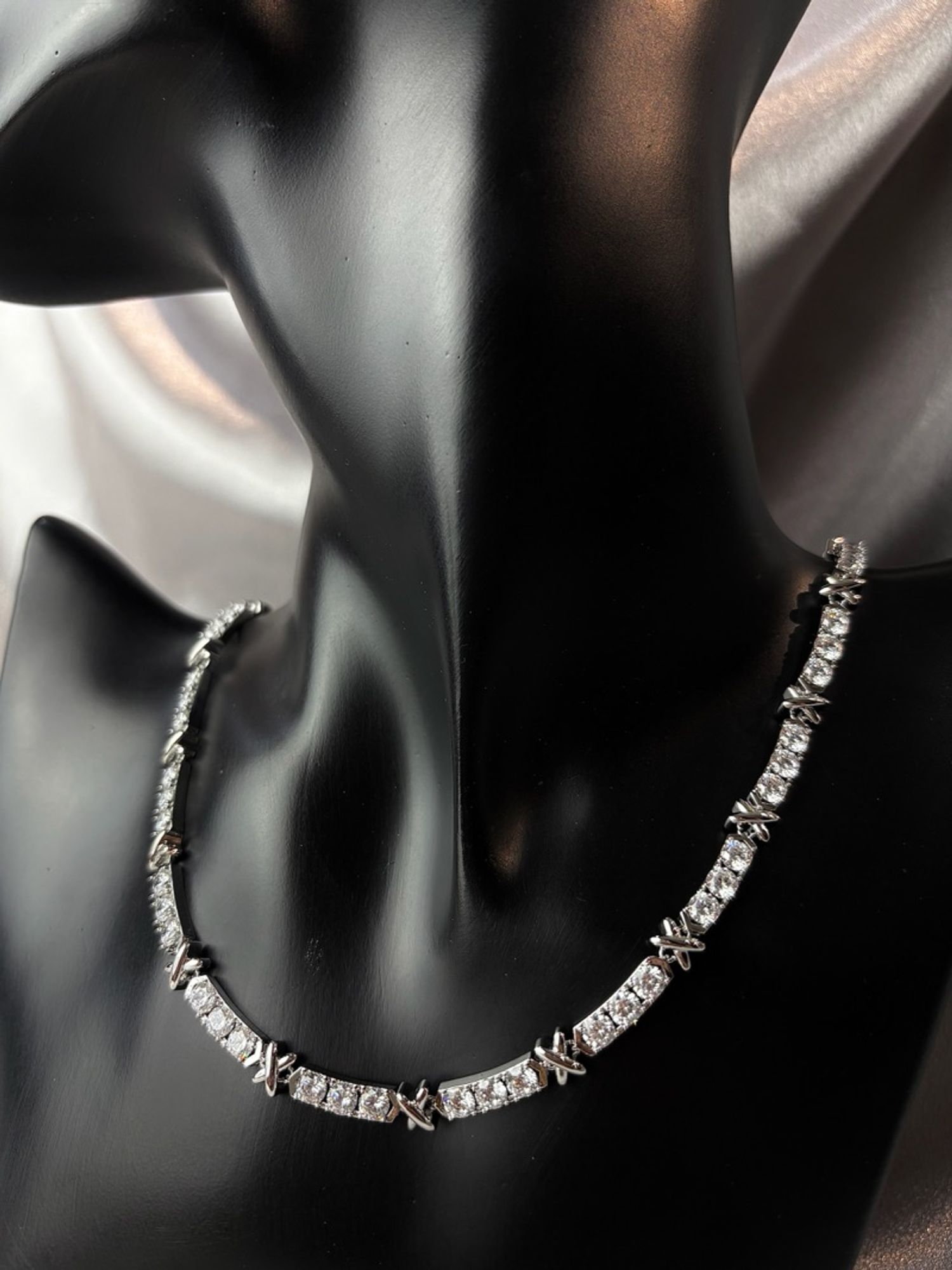 Хүзүүний зүүлт