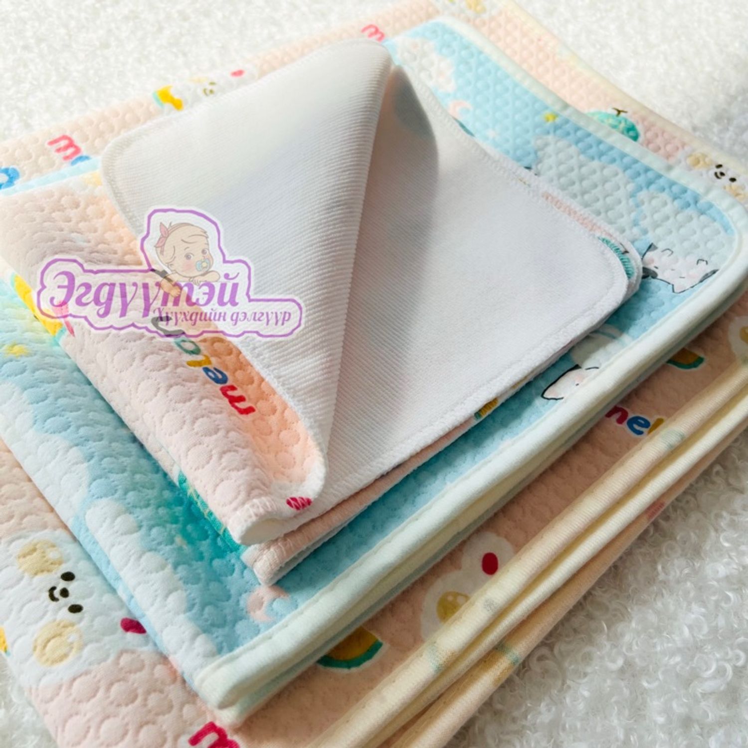 Шээсний дэвсгэр том (70*90см)