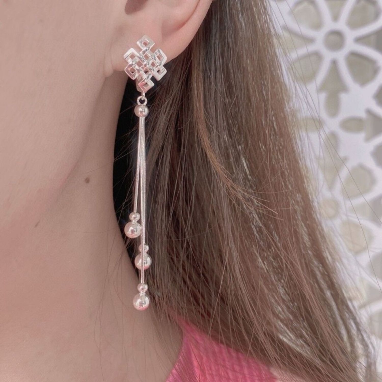 Монгол ээмэг