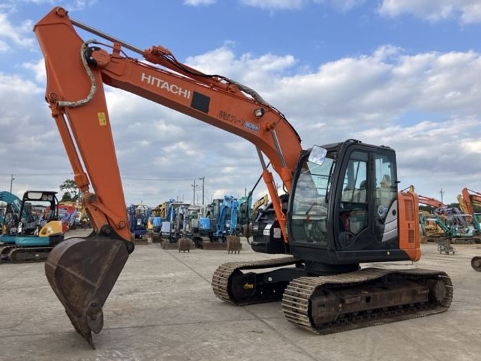 Hitachi ZX135 excavator