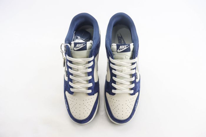 Nike SB Dunk Low DIOR