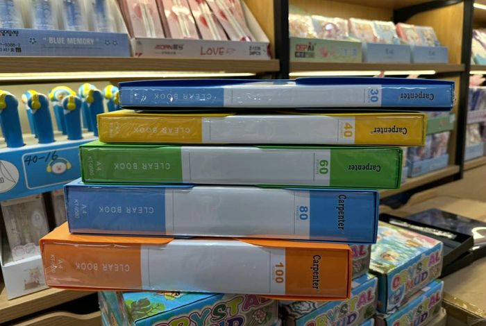 Бүтээлийн хавтас 80хуудастай хайрцагтай