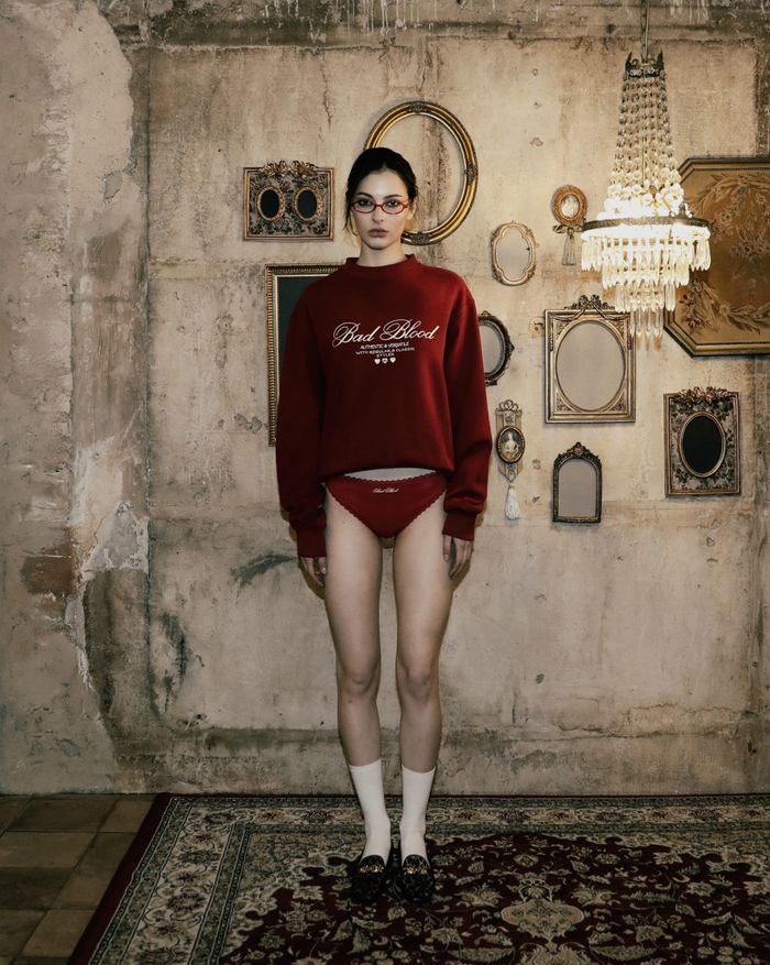 Classic Logo Man to Man - Red