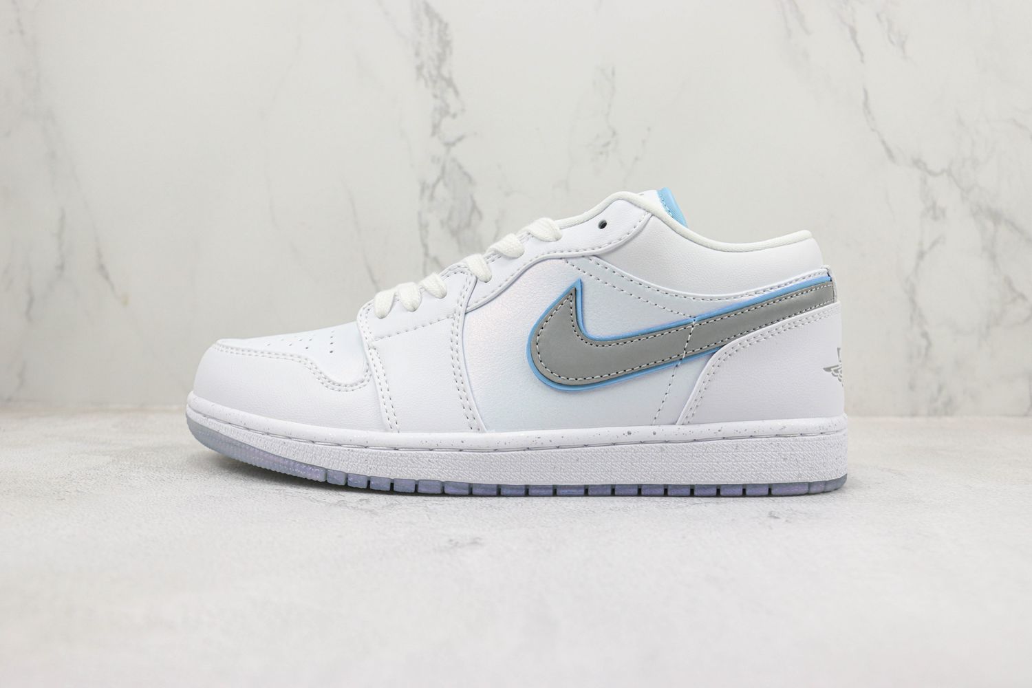 Jordan 1 Low SE Dare to Fly