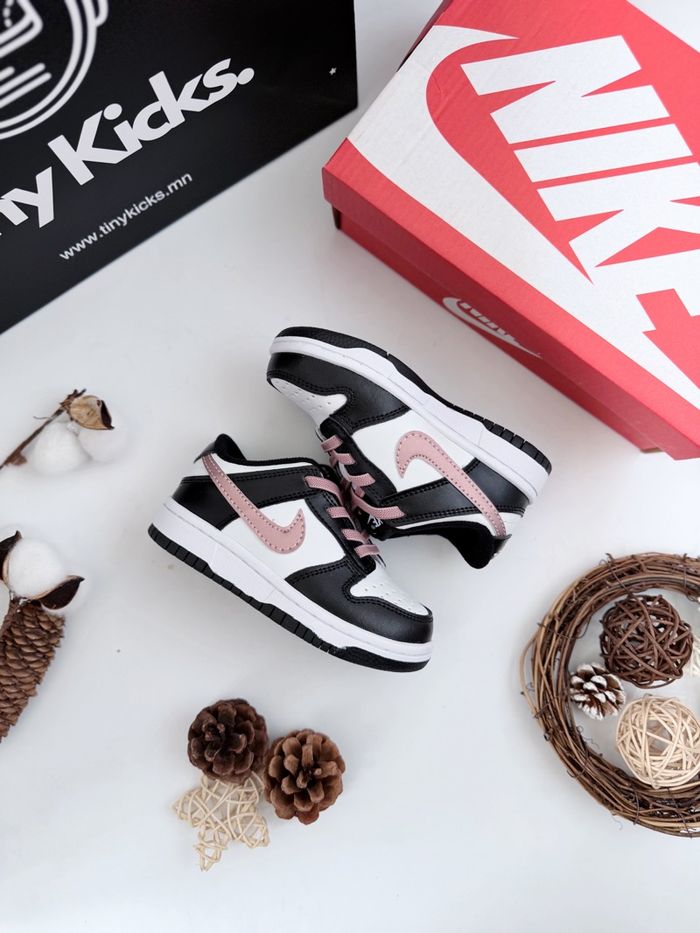 Dunk Low Skate Board