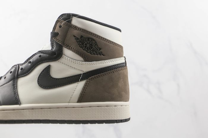 Air Jordan 1 High OG ‘Dark Mocha’ 