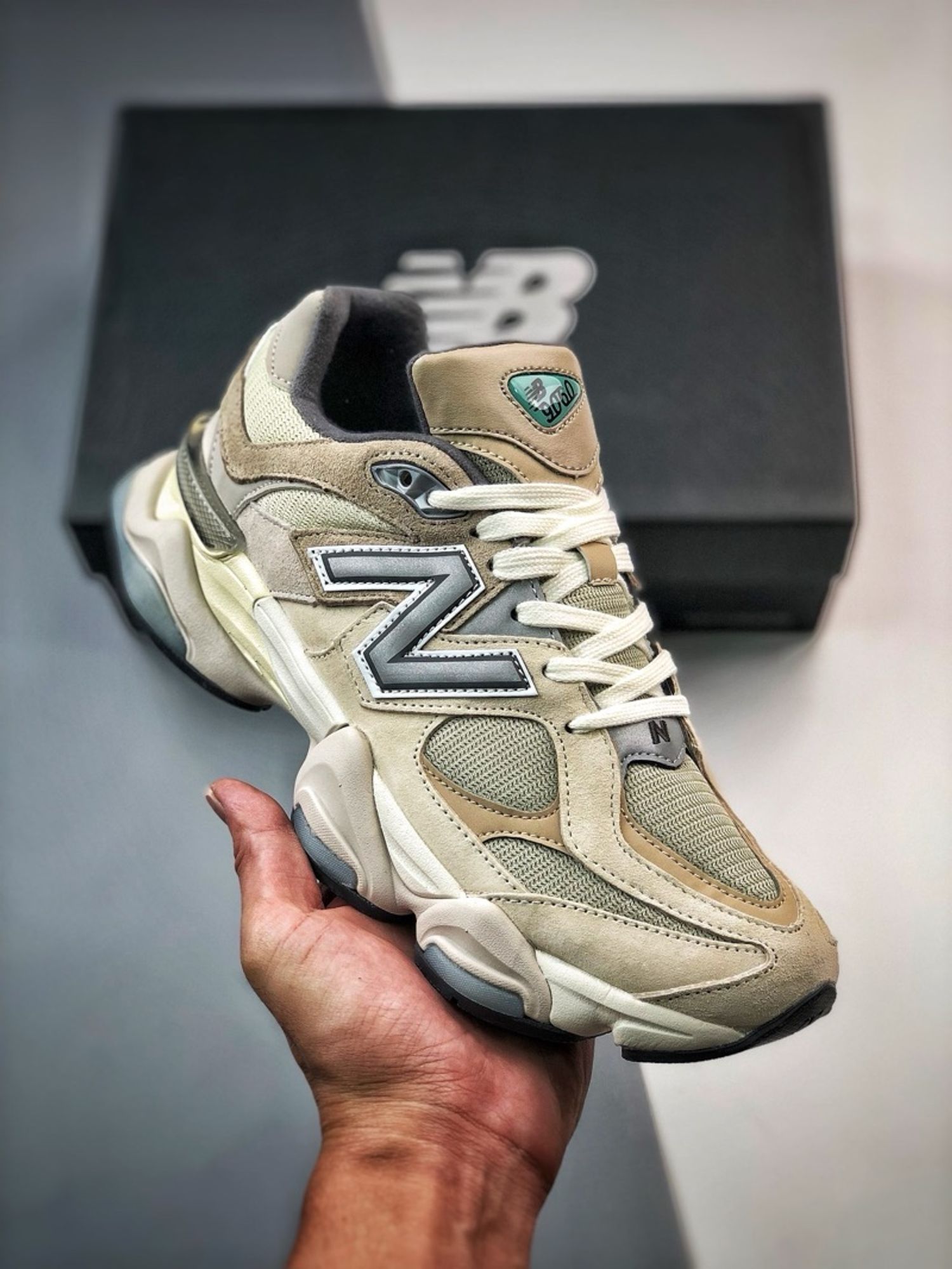 9060 JoeFreshgoods“Mindful Grey”