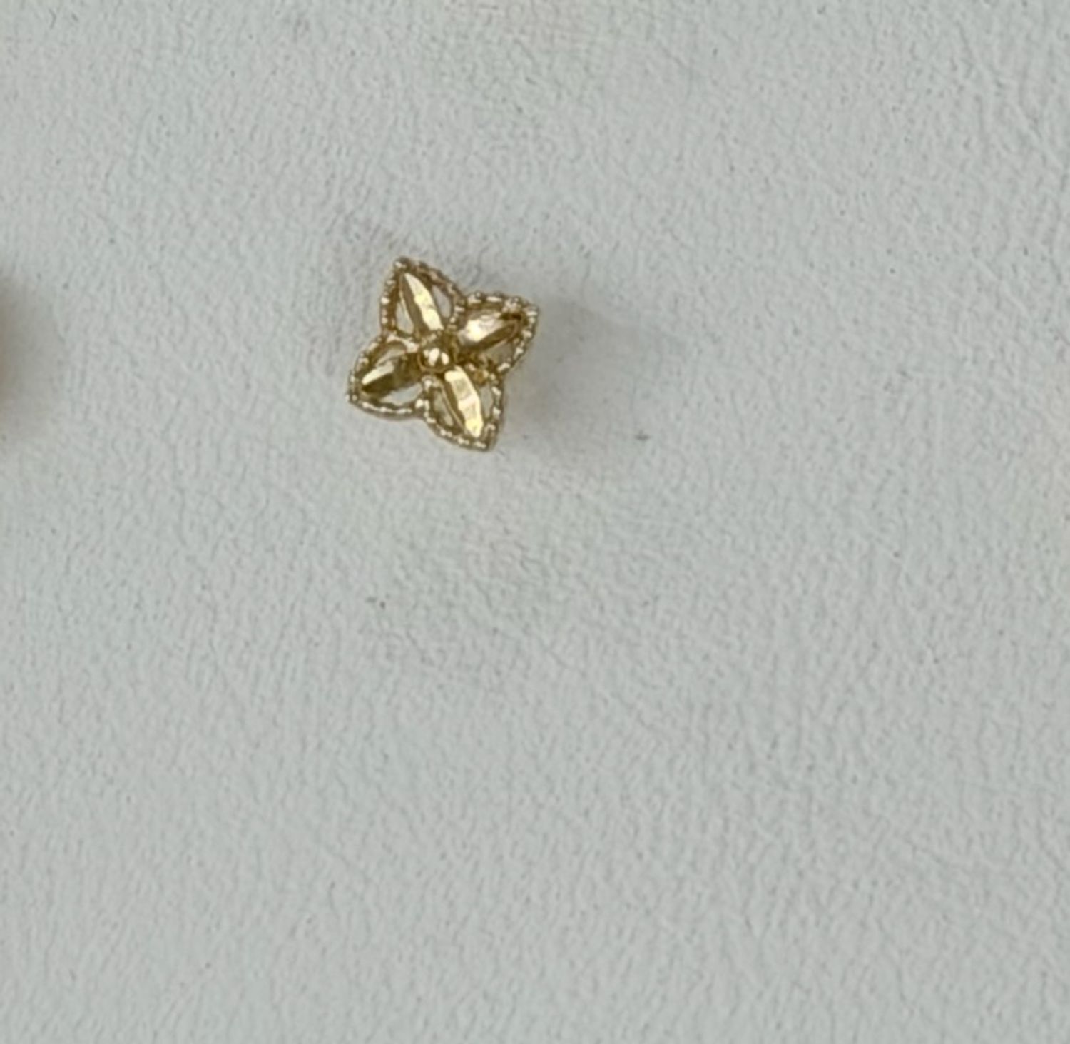 Монет Piercing Koton