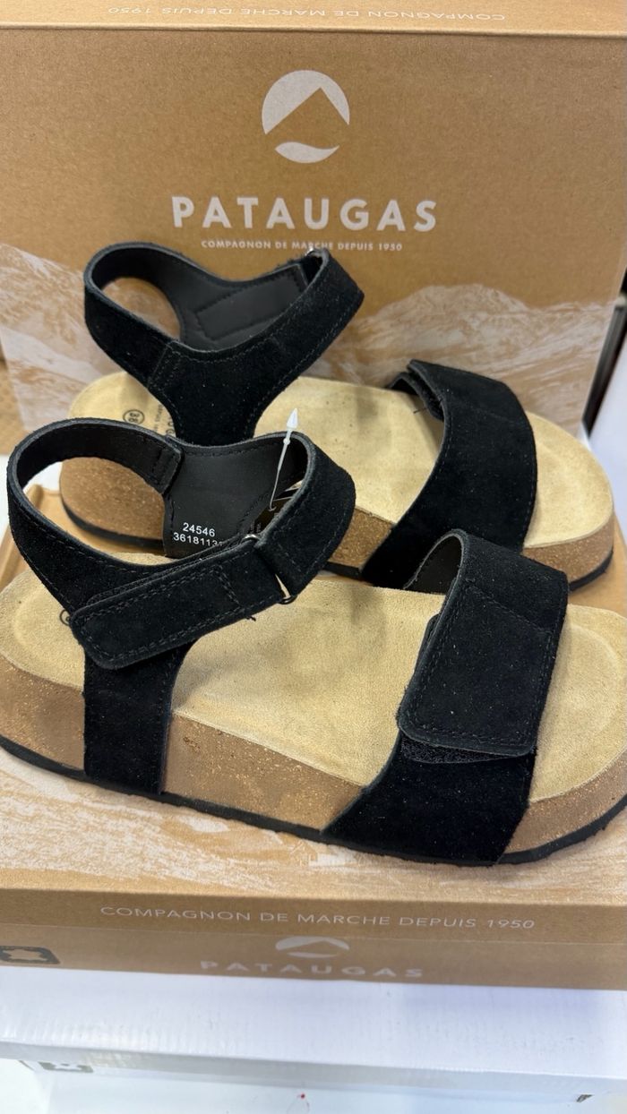 Pataugas leather sandal