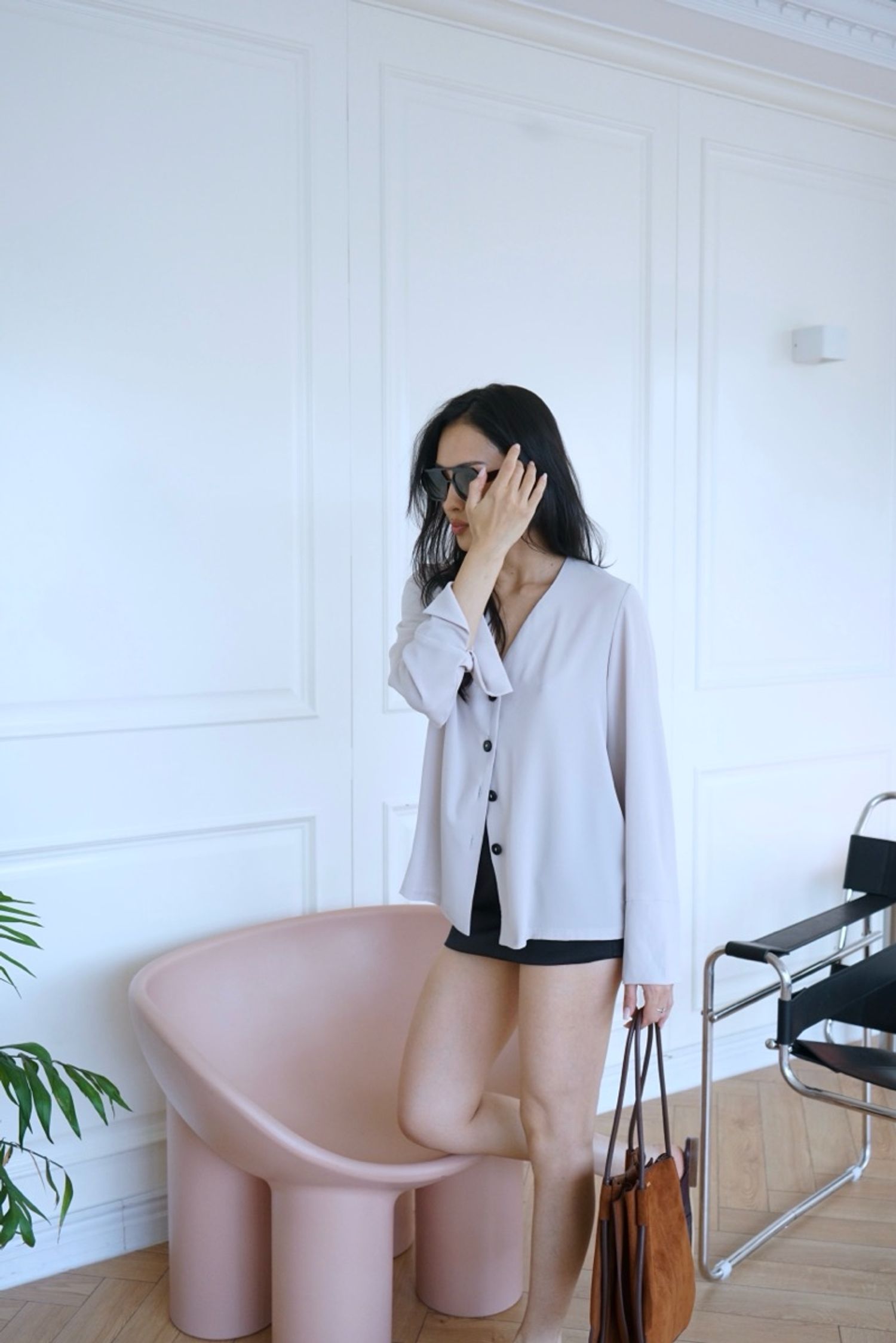 https://cdn.zochil.shop/a020c068-c27d-4603-8f9c-f605e4865ed7_t1500.jpg