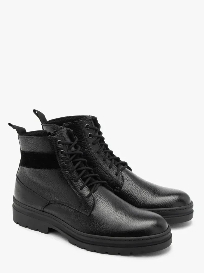 Black casual men’s ankle boots