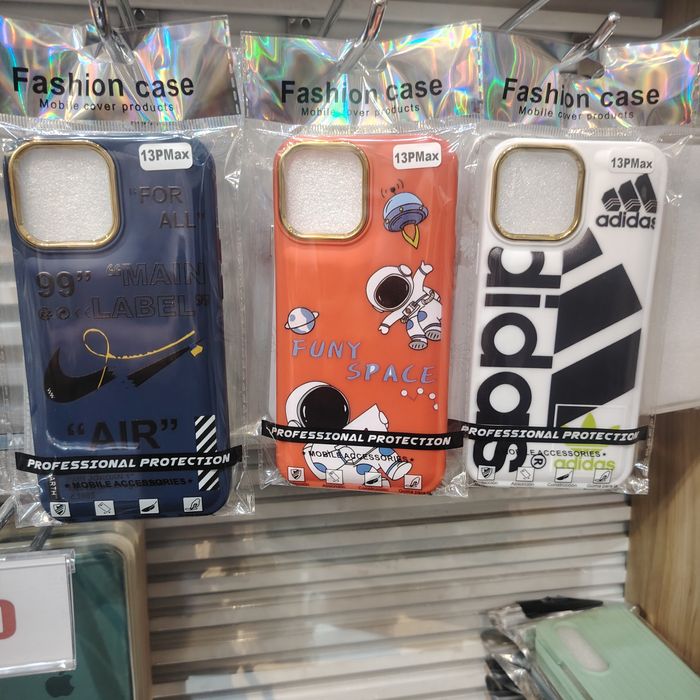 iPhone 13 ProMax Зурагтай Бөмбөгөр Кэйс