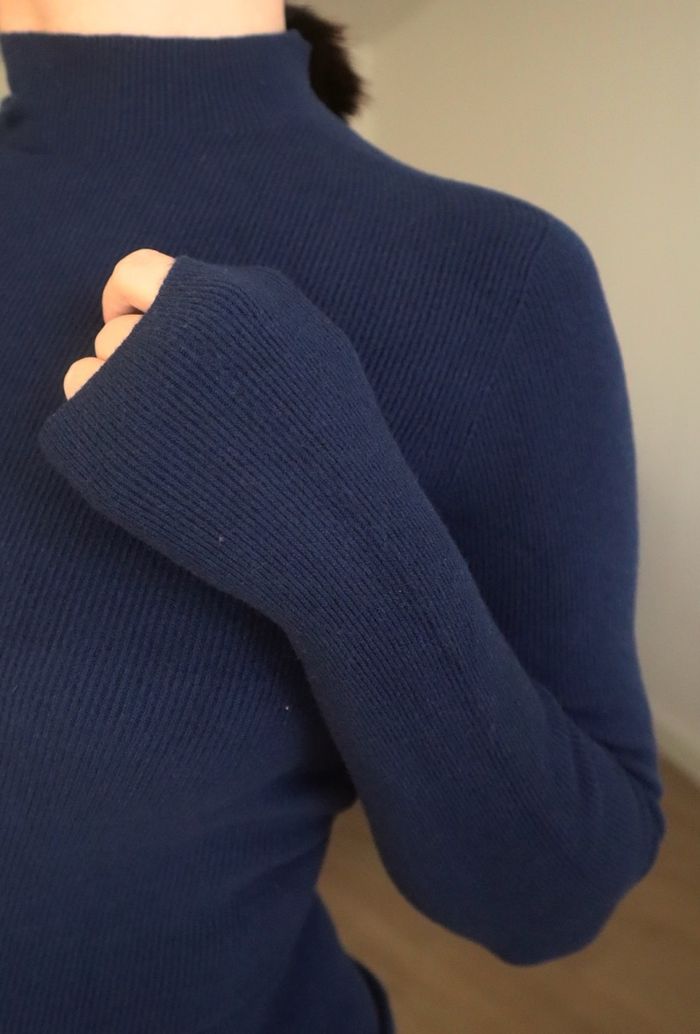 Бэлэн хөх цамц