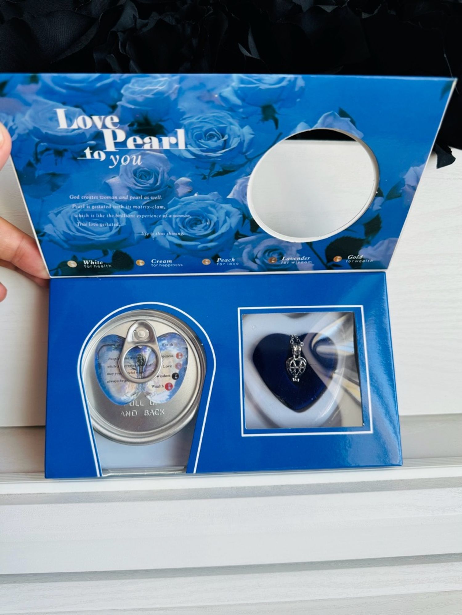 Хясаатай сувдан зүүлт