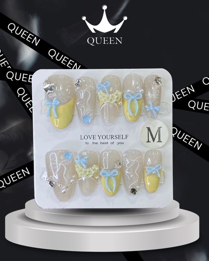 Наадаг хумс 