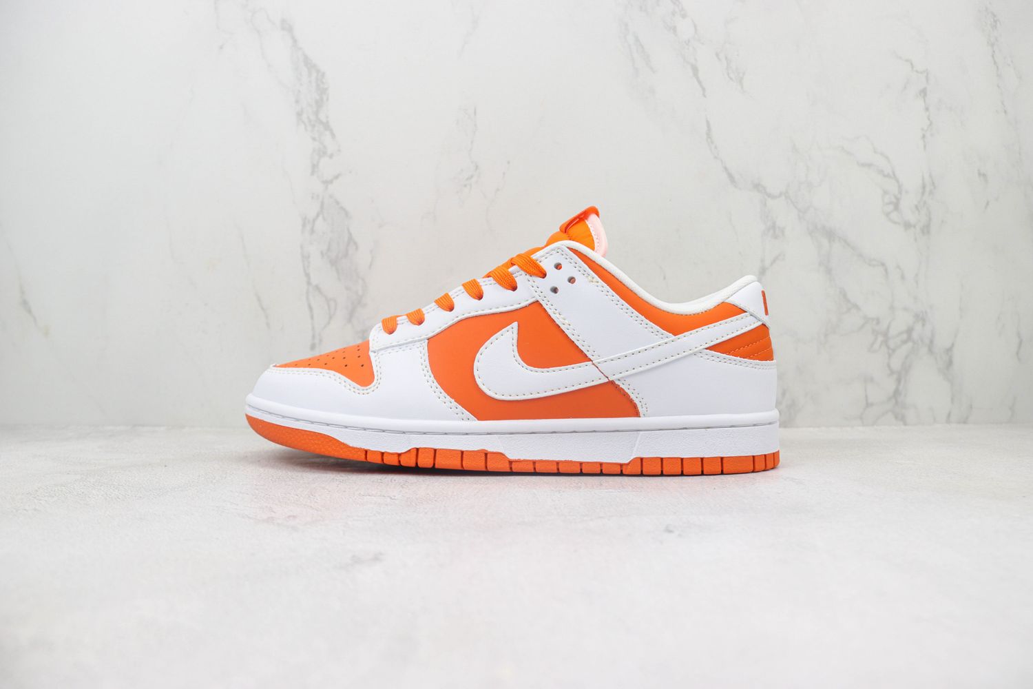 Nike Dunk Low “Syracuse” 