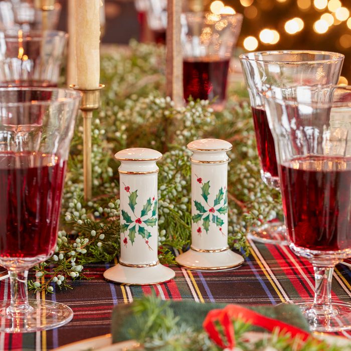 HOLIDAY ARCGIVE SALT & PEPPER SET