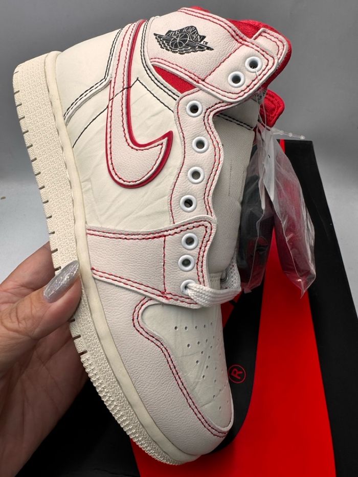 Jordan 1 Retro High Pantom Gem R