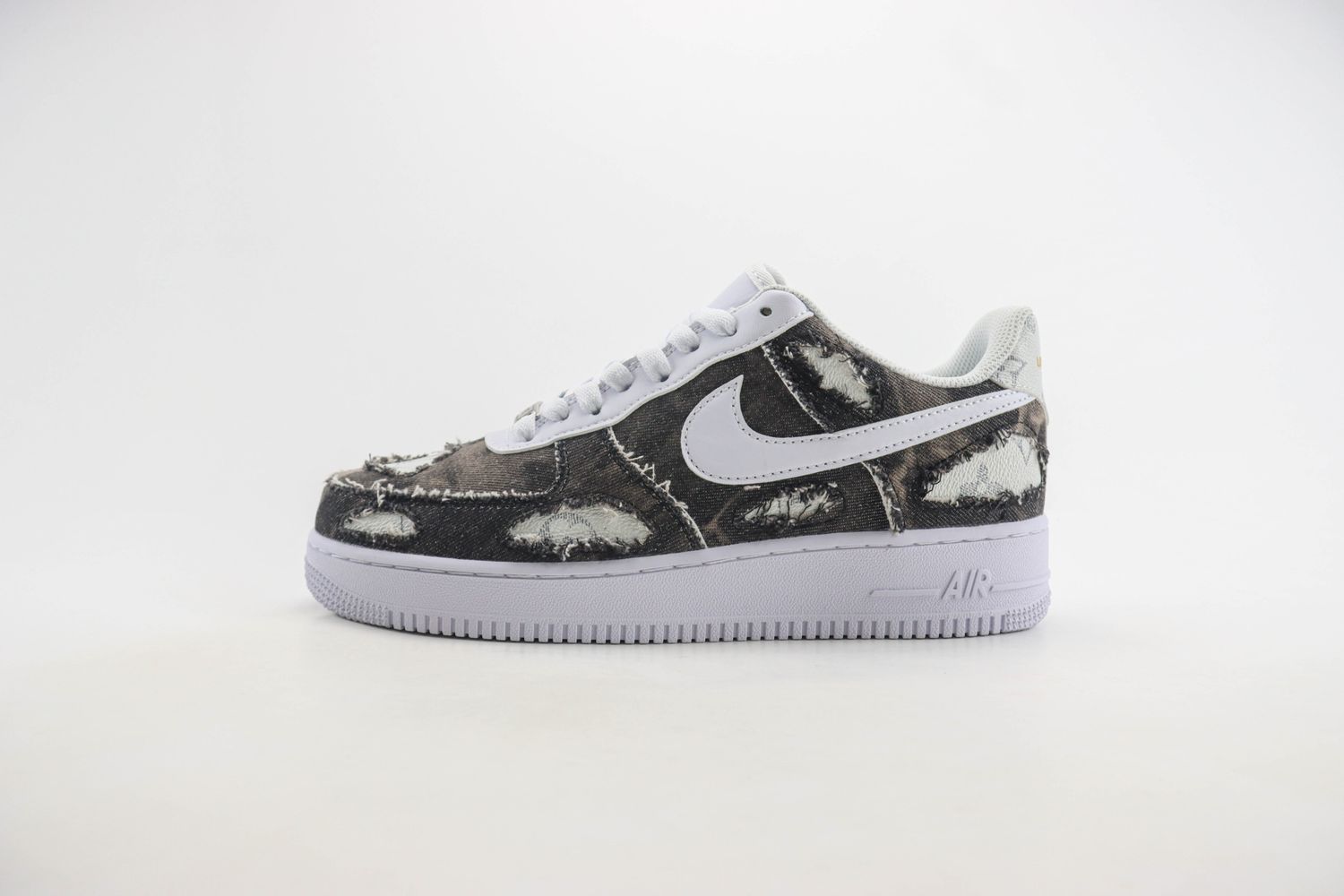 Nike Air Force 1 x LV 35