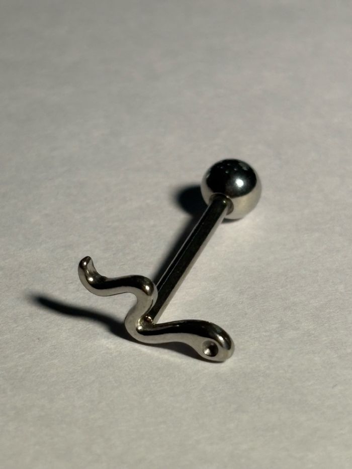 Хэлний ээмэг