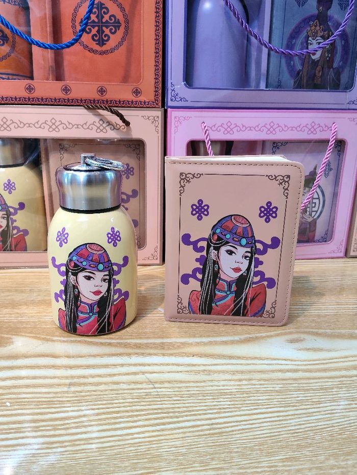 Халуун баригч аяга дэвтэр