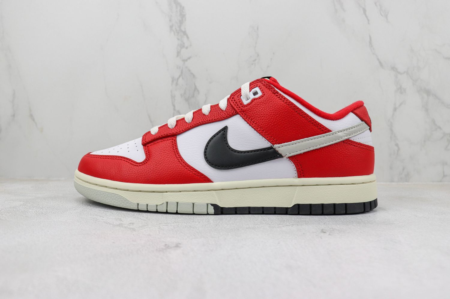 Nike Dunk Low "Chicago Split"