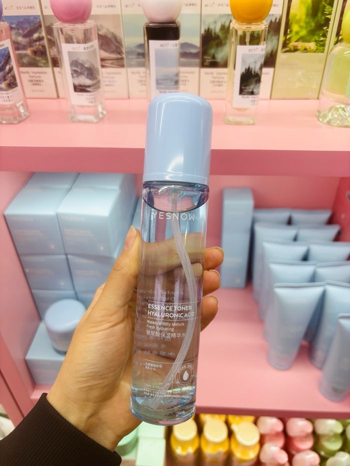 💦 Hyaluronic acid Toner