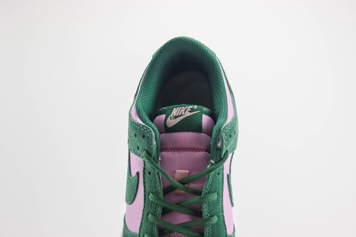 Nike Dunk Low Retro SE Medium Soft Pink Malachite 