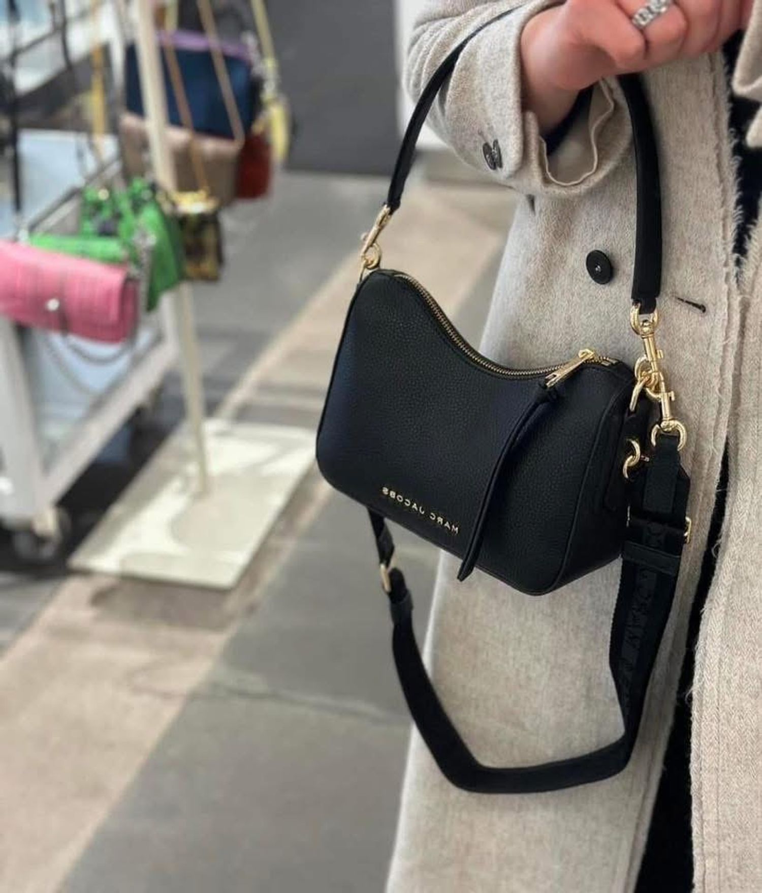 Marcjacobs хар цүнх