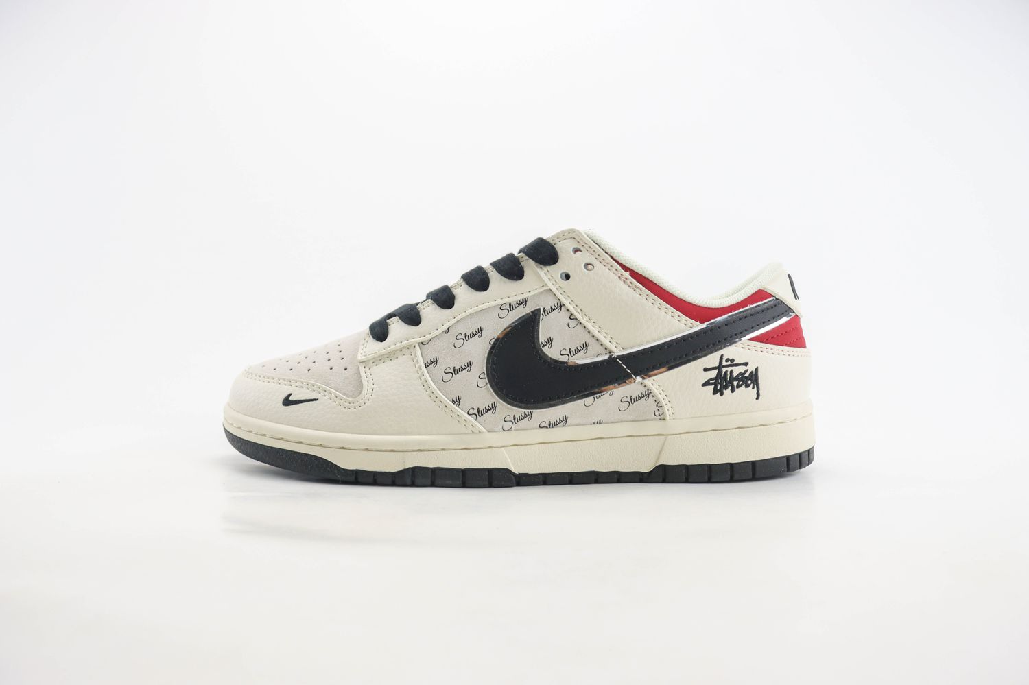 Nike SB Dunk Low x Stussy 50