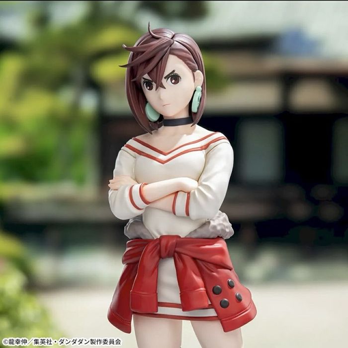 LUMINASTA Momo Casual outfit.   