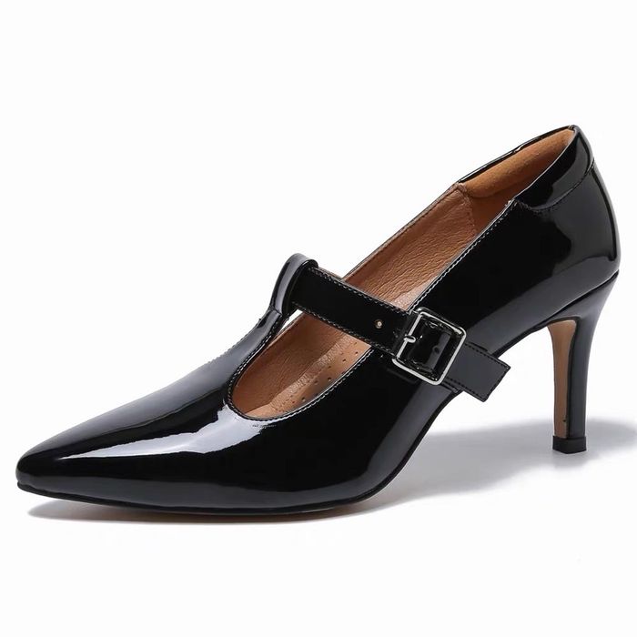 Гутал /өндөр нарийн өсгийтэй/