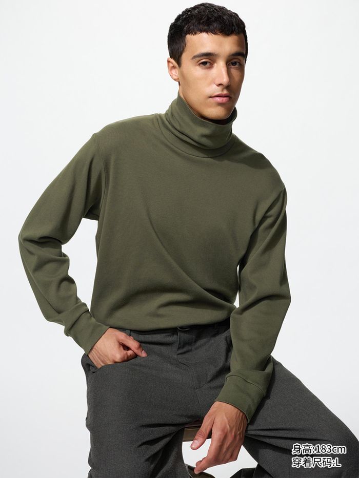 UNIQLO эрэгтэй хоолойтой цамц