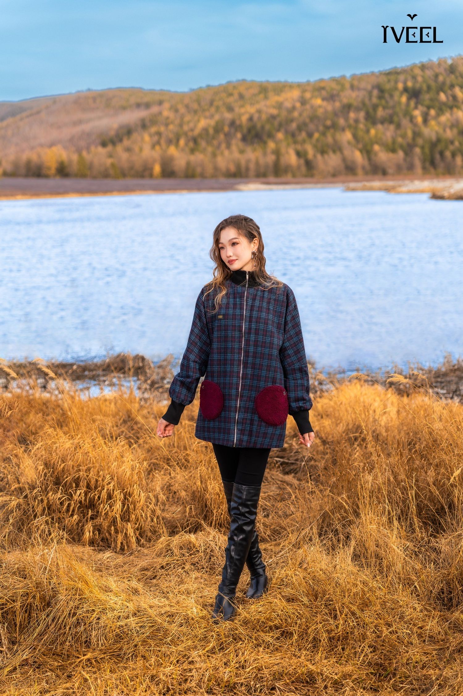 Бөөрөнхий халаастай куртик